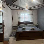 U Halyny Sunrise 게스트하우스 3*