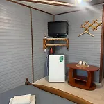 게스트하우스 U Halyny Sunrise 3*