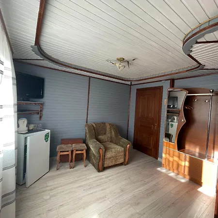 Casa de hóspedes U Halyny Sunrise Bukovel