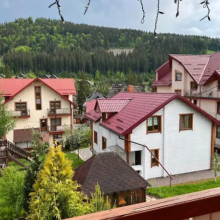 U Halyny Sunrise Vendégház