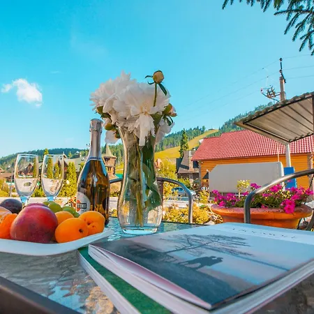 U Halyny Sunrise 3* Bukovel